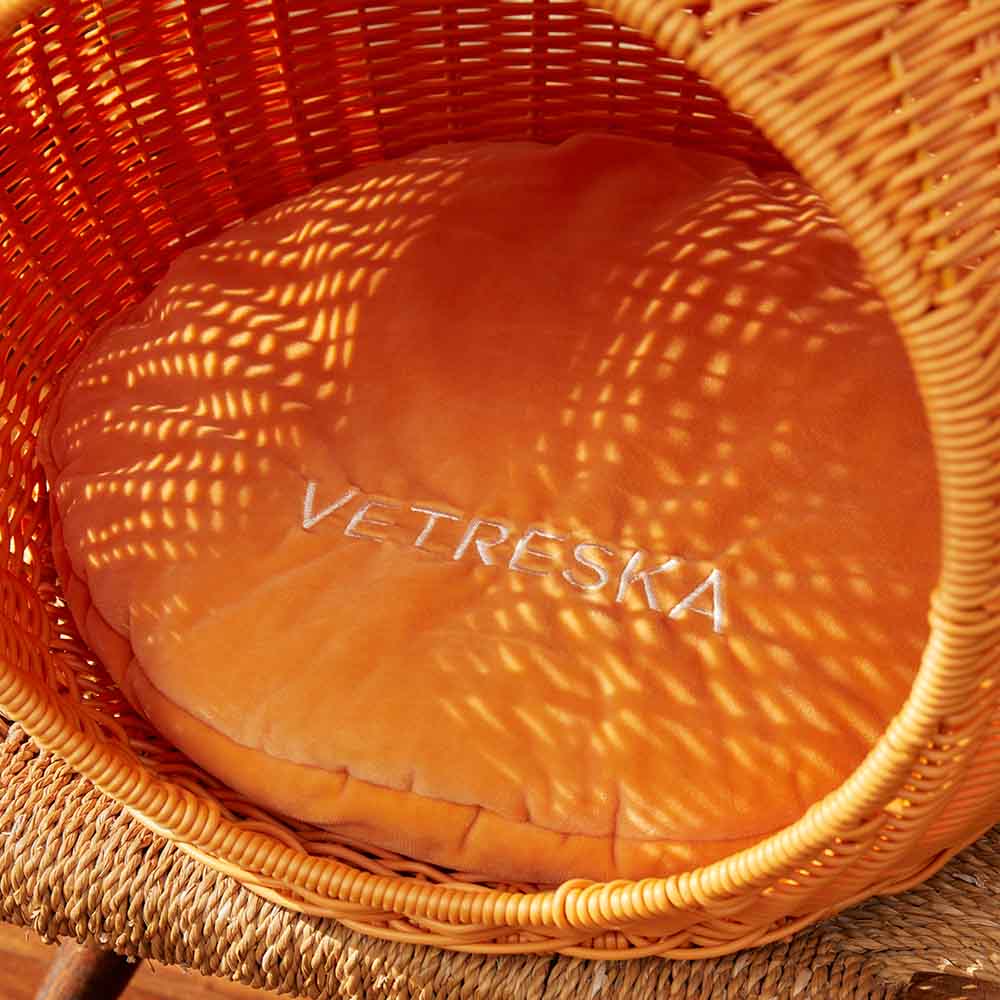 VETRESKA Tangerine Rattan Bed For Cats & Dogs