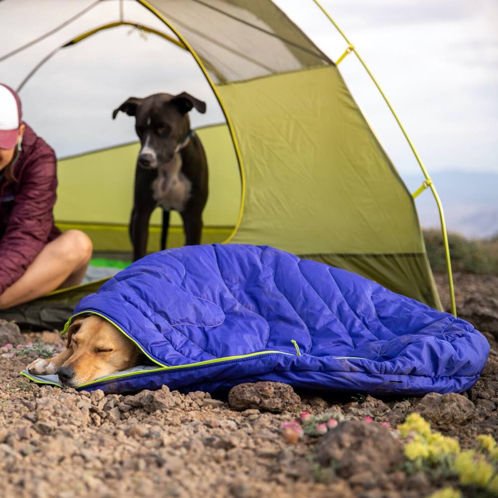 Ruffwear Highlands Lightweight Sleeping Bag Dog Bed Kohepets